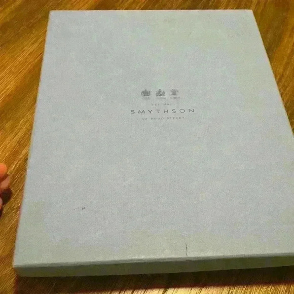 Smythson London leather iPad case - Picture 9 of 10